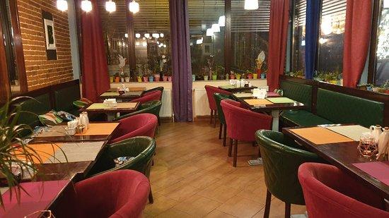 DOMA Urban Bistro